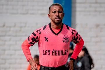 Vilca: “Esto es un poco de lo que tengo que hacer para estar en la selección”