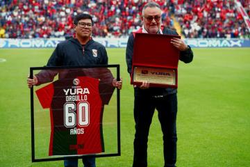 FBC Melgar reconoció a Cemento Yura por sus 60 años de trayectoria e identidad arequipeña