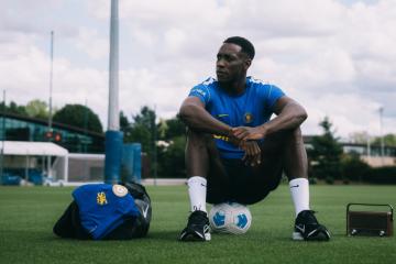 Chelsea fichó al experimentado Welbeck