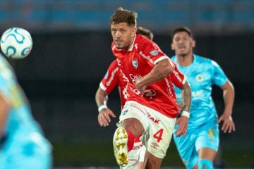 Amondarain: “Tienen que tener humildad, es un equipo que tiene 7 años de historia”