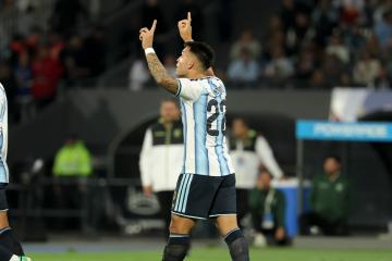 Argentina arrancó la fecha FIFA goleando 4-0 a Bolivia