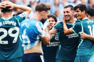Brighton goleó por 5-0 al Coventry City