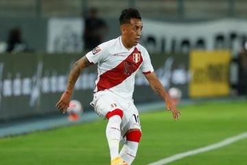 Cueva: “Pensé dejar el fútbol en 2024, pero…”