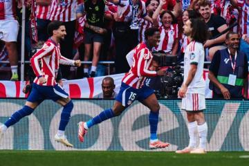 (VIDEO) Atlético de Madrid ganó el derbi al Real Madrid y le arrebató el segundo lugar