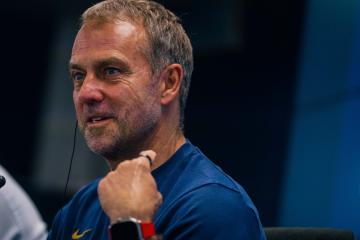 Flick: "Lo más importante son los títulos con el equipo"
