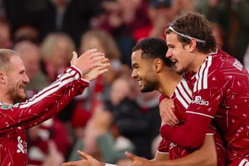 Liverpool se quedó con el triunfo ante Tottenham y avanzó en la Carabao Cup
