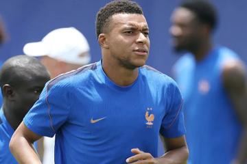 Mbappé se salvó de una lesión muy grave