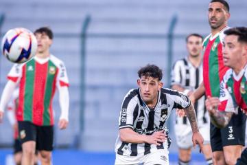 Ormeño ingresó en derrota de Montevideo Wanderers