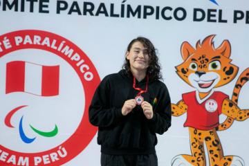 Micaela Apaéstegui conquistó dos preseas doradas en la Videna