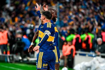 Boca Juniors remontó 3-2 ante Racing y avanzó a semifinales de la Copa Argentina