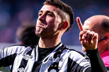 Con Ormeño, Montevideo Wanderers igualó ante Nacional