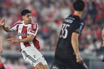 River perdió de local ante Huracán