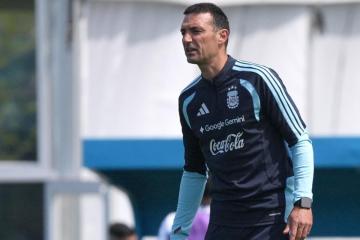 Scaloni: "Tengo la decisión de seguir, las ganas de continuar"