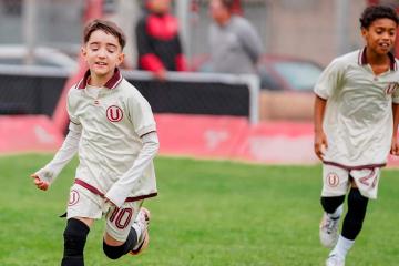 Categoría 2017 de Universitario se consagró en la Newell’s Cup