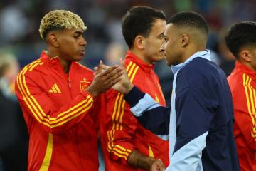 Yamal: "Creo que este año me merezco el Balón de Oro"