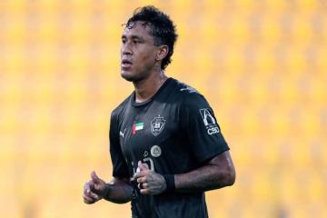 Renato Tapia fue titular en goleada del Al Wasl por la Copa de la Liga de UAE