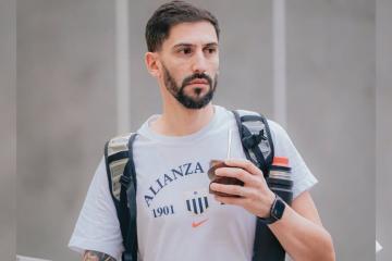 Schneider sobre Fricano: "Cuando el club tenga alguna novedad, lo anunciará oficialmente"