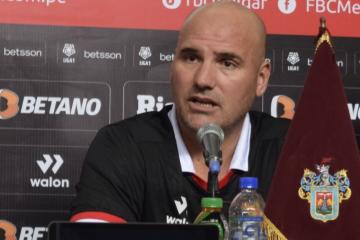 Bettocchi: "Velazco tiene menos fútbol que una novela turca"