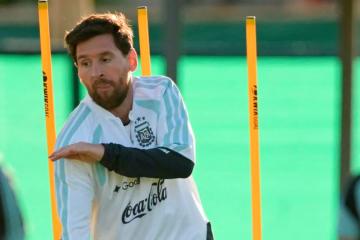 Messi emocionado en su último entrenamiento con Argentina