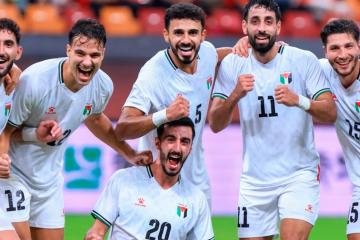 Saba se quedó en el banco en goleada de Palestina