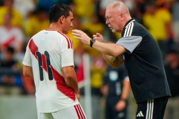 Menezes: "Tenemos que escoger rivales que nos permitan conseguir victorias, el grupo lo necesita"