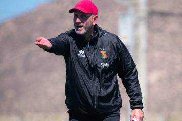 Rondelli: "No me interesan las especulaciones, me interesa enfocarme partido a partido"
