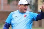 rRonny Revollar, técnico de Alianza Universidad, señaló que no tienen problema de jugar en Lima pero pide que se respeten los puntos que ganaron en el Apertura.  En diálogo con 'Entre Bolas' de Radio Ovación, Revollar se refirió a la vuelta al fútbol. "Lo tomo bien como todos los amantes de fútbol y ojalá el protocolo se pueda aprobar cuanto antes para comenzar a entrenar y poder regresar a la Liga 1".  "Ojalá que seamos conscientes y pongamos de nuestra parte todos los que nos dedicamos a esta profesión y 
