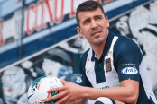 ¡Por todo lo alto! Alianza Lima le dio la bienvenida al 'Pájaro' Benítez