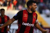 Con doblete de Cuesta, FBC Melgar superó a River Plate