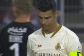 (VIDEO) El palo le negó su primer gol oficial de 'CR7' en Al Nassr