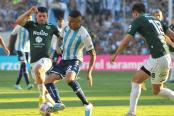 (VIDEO) Guerrero fue titular por primera vez y Racing venció por la mínima a Sarmiento