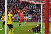 (VIDEO) Bayern venció al Dortmund y lo desplazó de la cima en Alemania