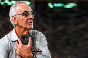 Fossati:  "Estos son momentos que te dan ganas de largar todo"