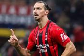 Zlatan Ibrahimovic no piensa en el retiro y espera escuchar ofertas 