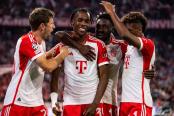 (VIDEO) En lluvia de goles, Bayern derrotó al Manchester United