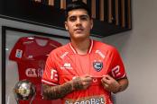 Aguilar: "Estoy feliz de vestir la camiseta del Cienciano"