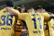 Con Advíncula, Boca ganó y sueña con clasificar a la Libertadores