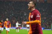 (VIDEO) Galatasaray y Manchester United igualaron a tres en Turquía