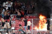 Supercopa de Chile se suspendió por incidentes de la barra de Colo Colo