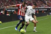 Quispe fue titular en la derrota de Pumas sobre Chivas