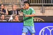 (VIDEO) Sigue en racha: Ruidíaz anotó golazo de media cancha frente a Philadelphia