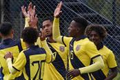 Selección de Ecuador venció a Universitario en Copa Mitad del Mundo