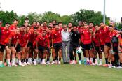 (VIDEO) Julio Meléndez visitó el entrenamiento de la selección peruana en Dallas