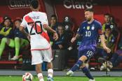 'Turco' Mohamed espera que le den descanso a Messi ante Perú