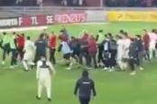 (VIDEO) Así fue la pelea al final del partido entre Melgar y Universitario