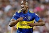Advíncula: "Es una alegría que la hinchada más grande reconozca tu trabajo"