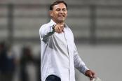 Bustos: "Perú busca una identidad tras las salida de Gareca"