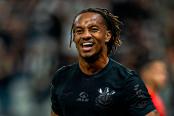 Corinthians pririoza renovación de Carrillo