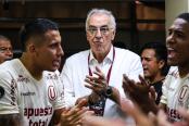 Fossati: "No solo nosotros clasificamos, y eso es bueno para el fútbol peruano. Estoy feliz por ello"