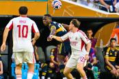  Advíncula: "Me siento afortmunado de jugar el Mundial de Clubes"